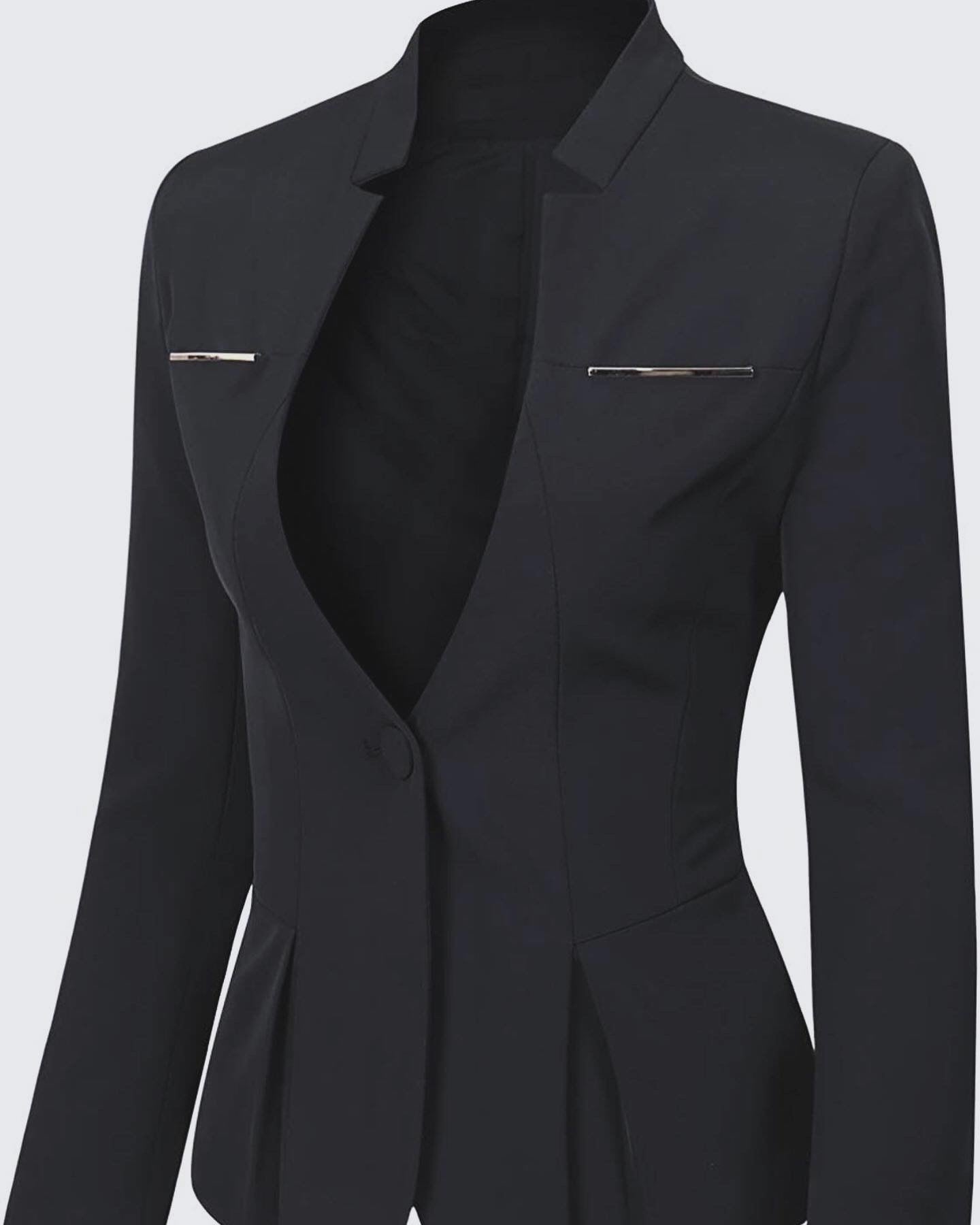 Women’s 2-Piece Pants Suit.