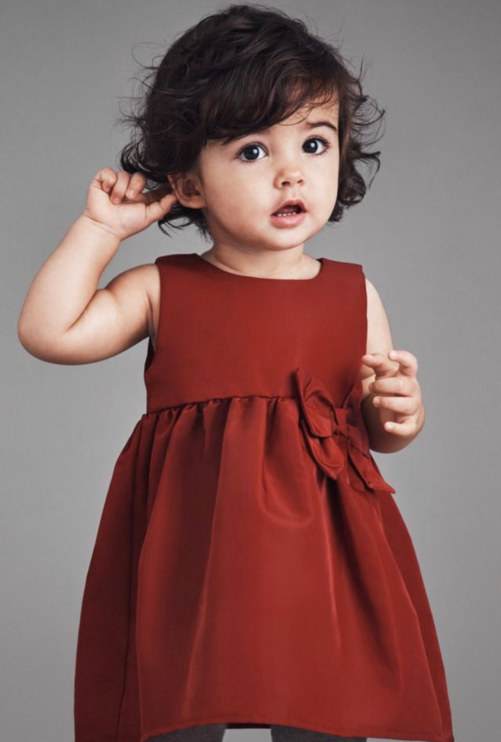 Baby Bow-Detailed Dress by H&M. (Size: 1-2Y)