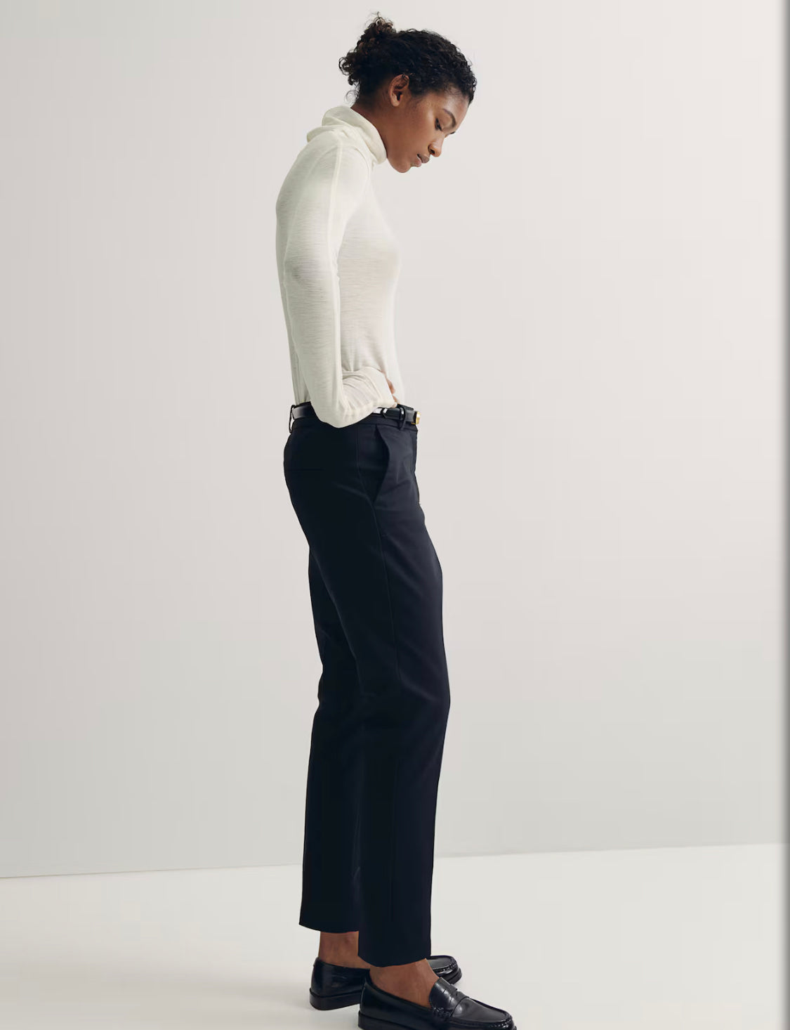 Women's 2-piece Pant Suit by H&M.