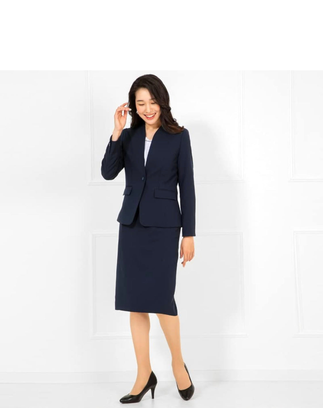 Women’s 2-Piece Skirt Suit.