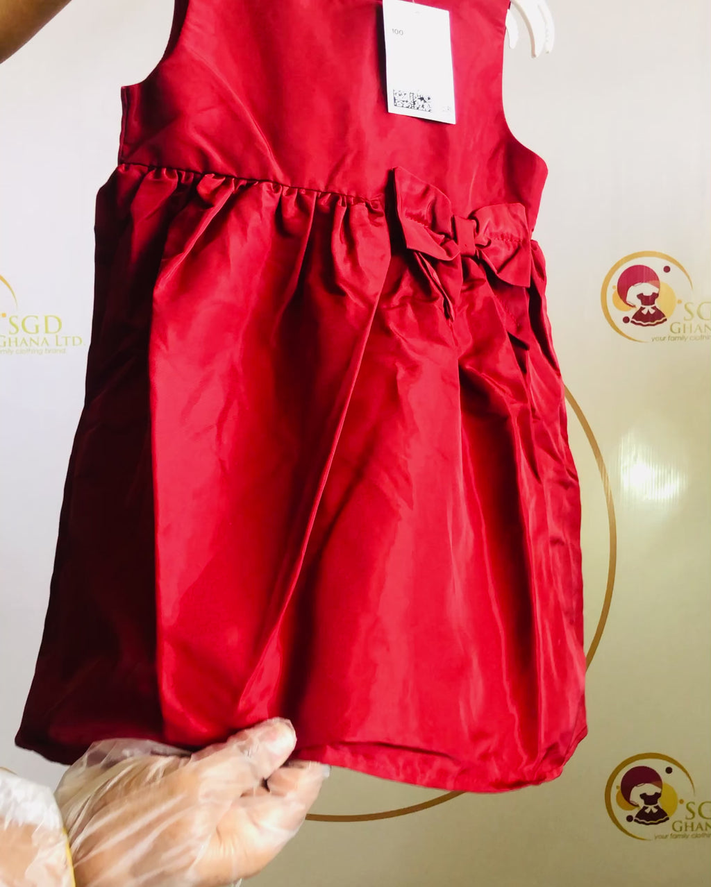Baby Bow-Detailed Dress by H&M. (Size: 1-2Y)